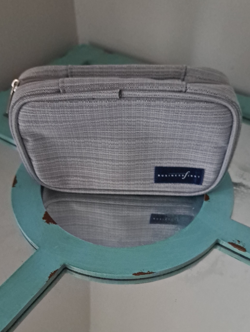VTG Continental airlines business first travel Hanging amenity cosmetic Bag